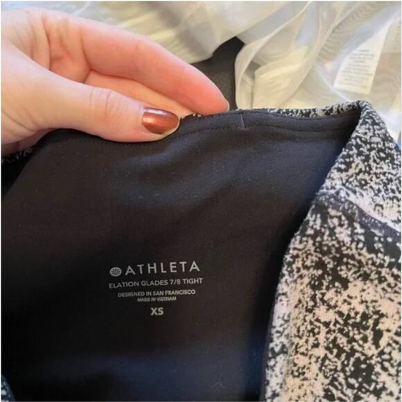Athleta Elation Glades 7/8 Tights - Picture 5 of 7